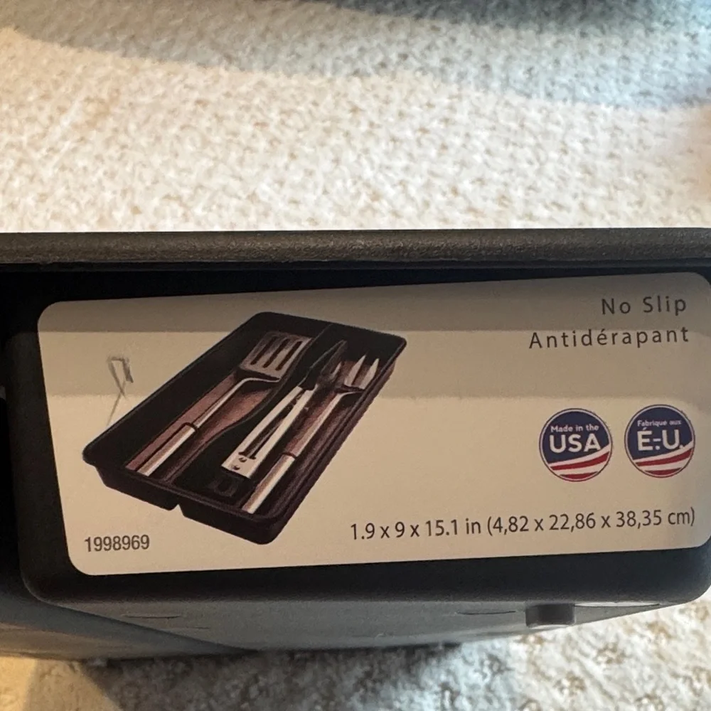 Rubbermaid Black Dual-Compartment Organizer